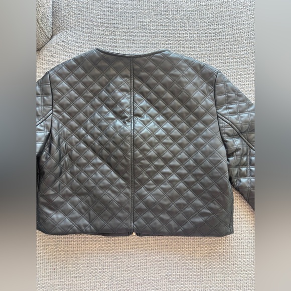 Zara Cropped Faux Leather Quilted Jacket - Size M Brand new no tag - Picture 13 of 16